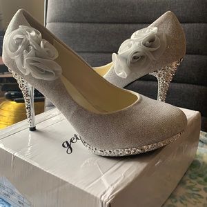 GORGEOUS Women’s Heels